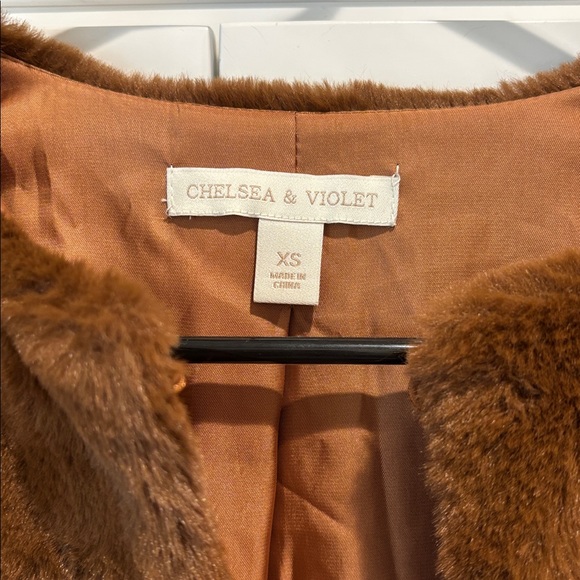 Faux Fur jacket - Picture 7 of 9